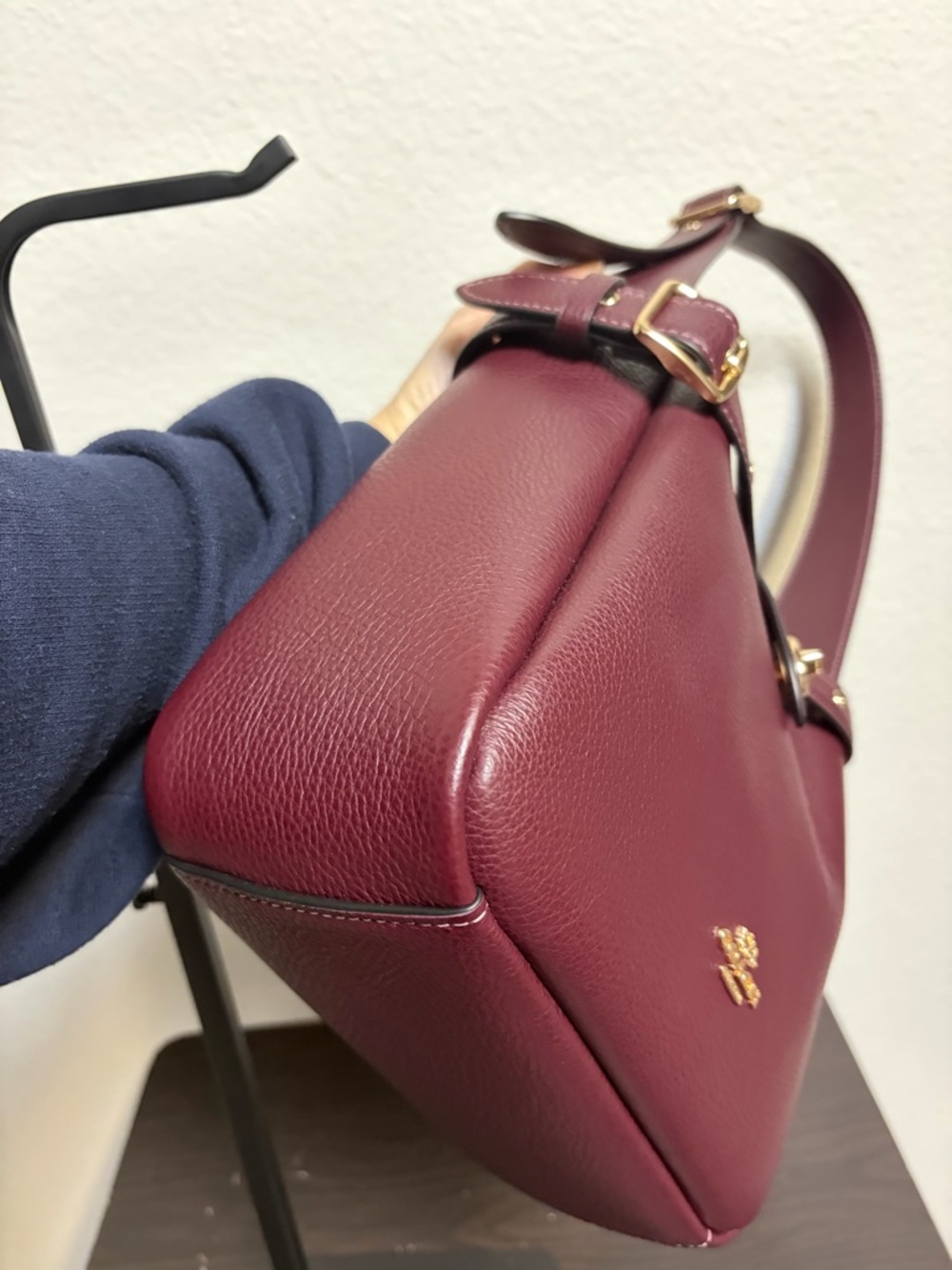 Coach Hadley Convertible Crossbody / Shoulder Bag in Burgundy/Merlot - Picture 11 of 15